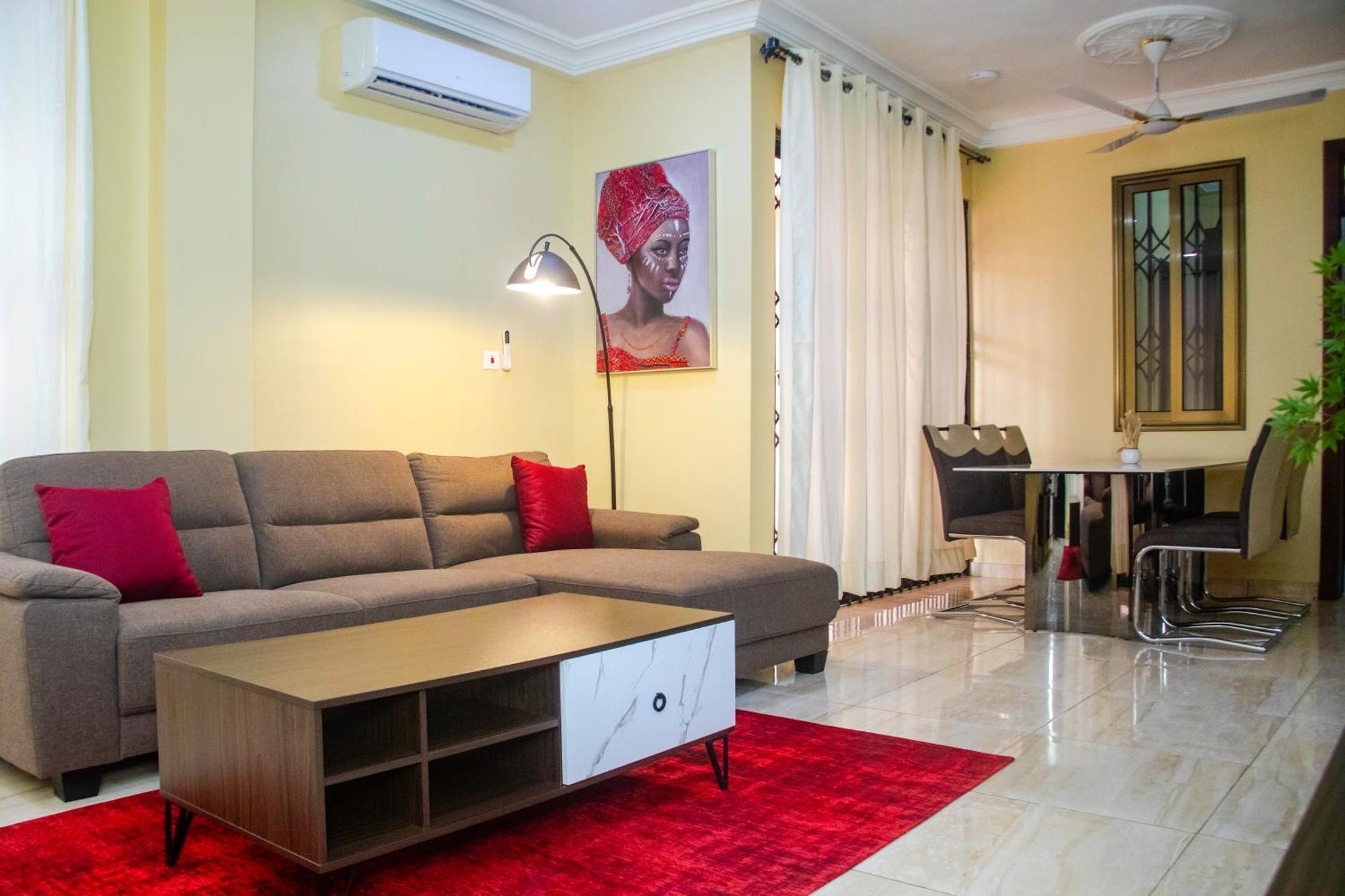 Maat Luxury Homes Accra Exteriör bild