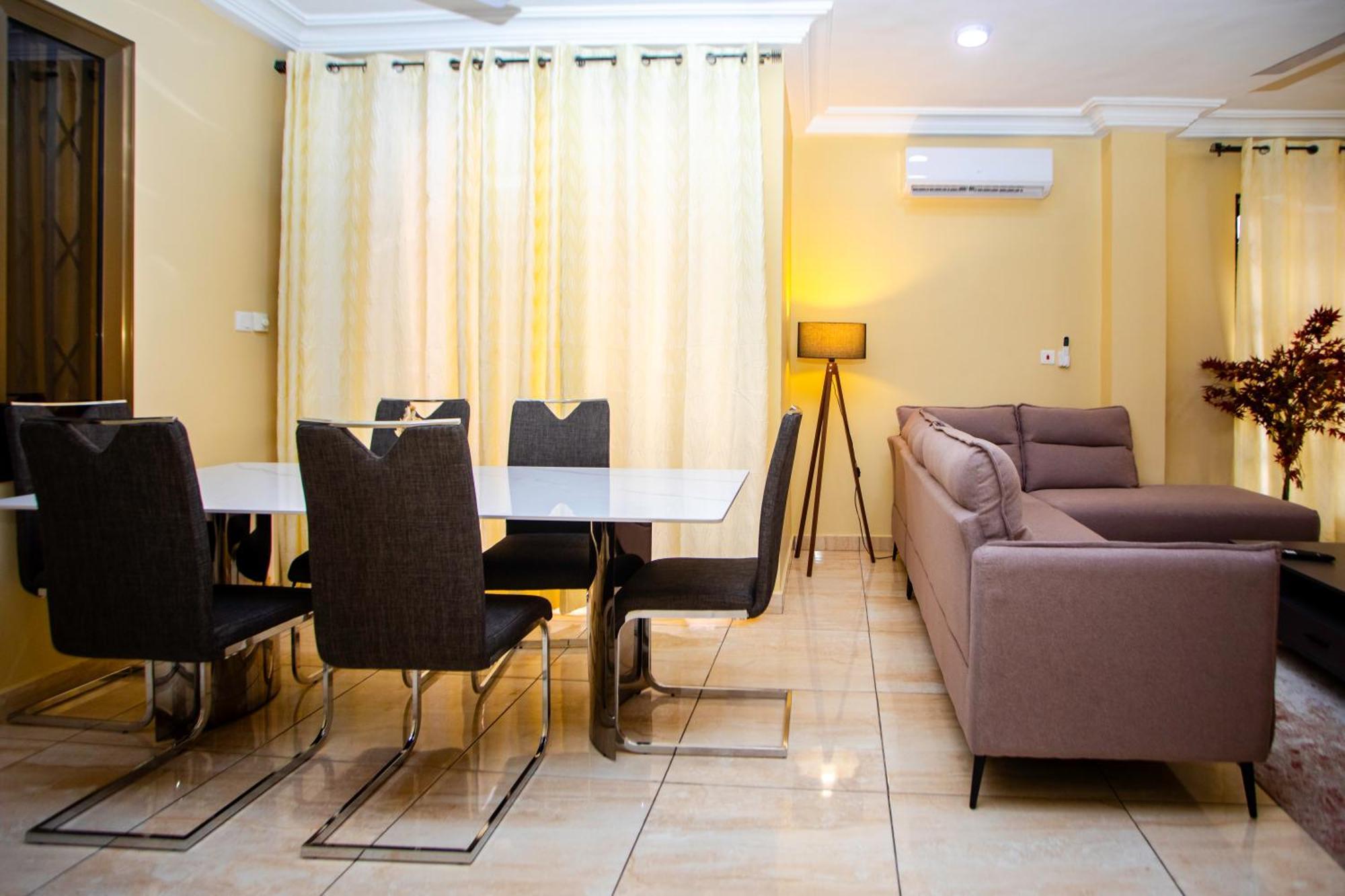 Maat Luxury Homes Accra Exteriör bild