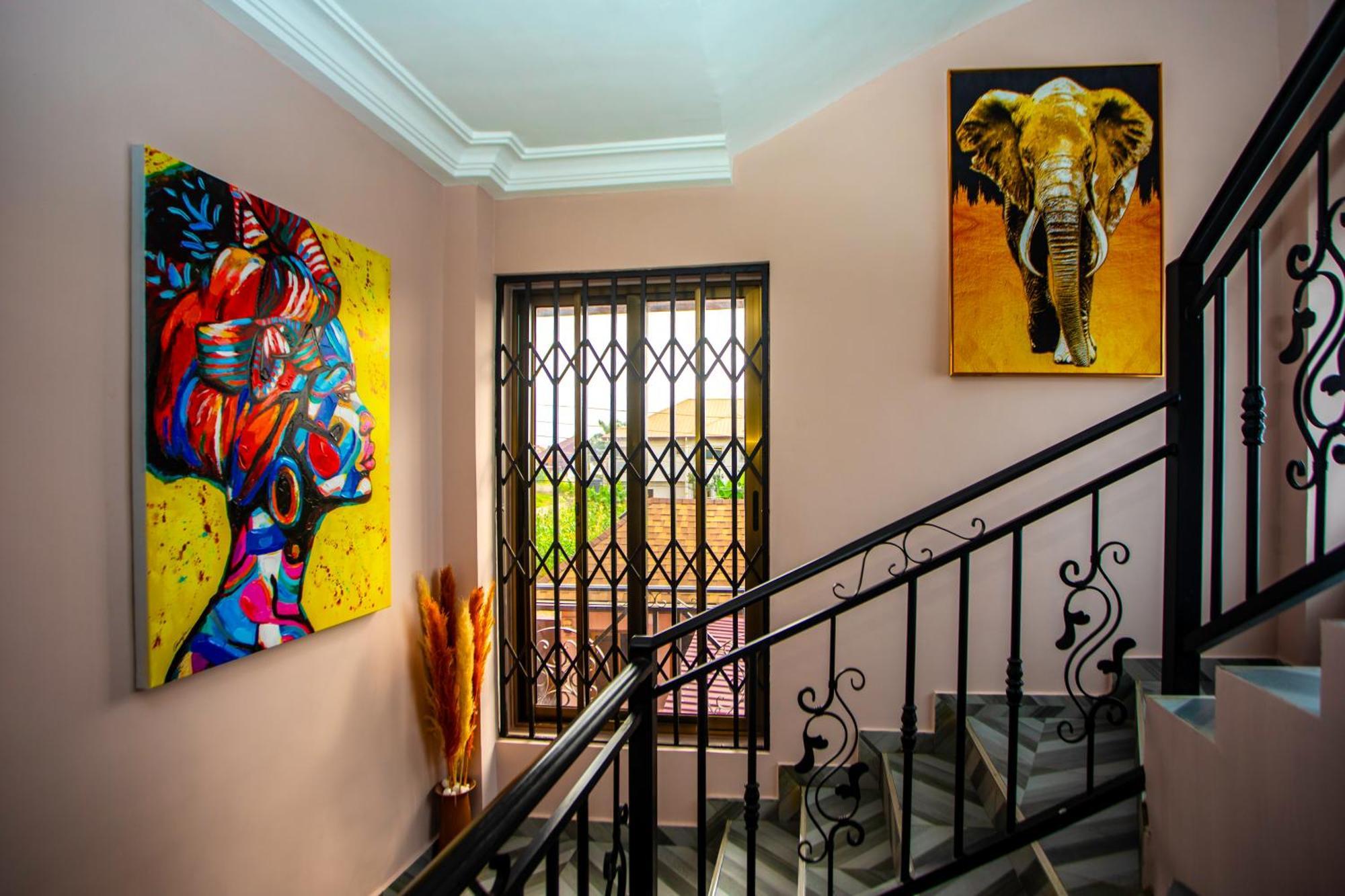 Maat Luxury Homes Accra Exteriör bild